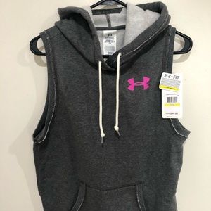 Under Armour Women’s Vest Hoodie Size Medium